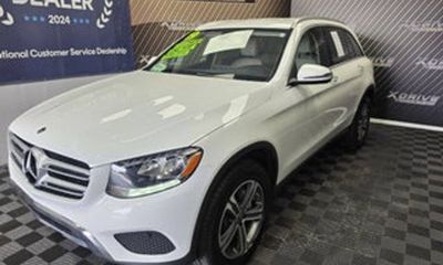2019 Mercedes-Benz GLC-Class GLC300