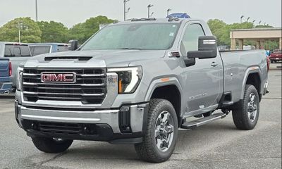 2026 GMC Sierra HD SLE