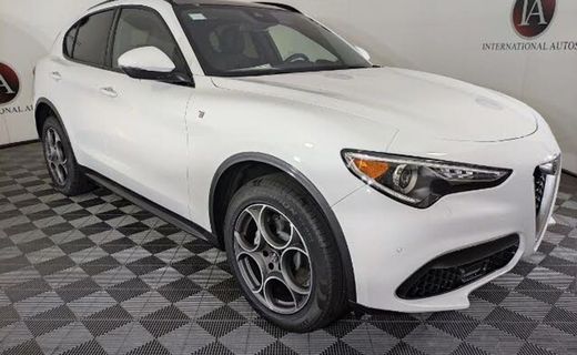2022 Alfa Romeo Stelvio TI