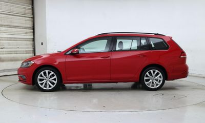 2019 Volkswagen Golf Sportwagen S SE