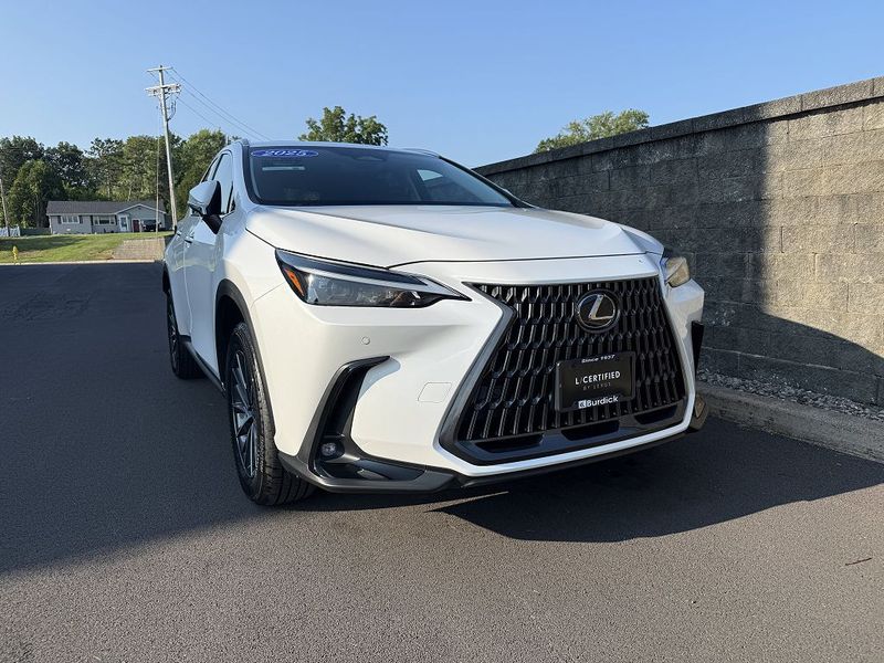 2025 Lexus NX — a typically priced live listing