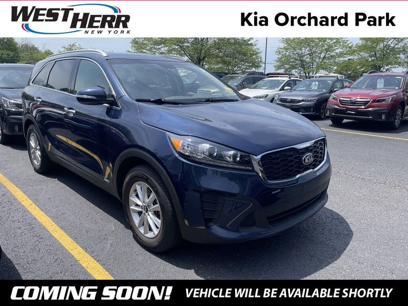 2019 Kia Sorento — a typically priced live listing
