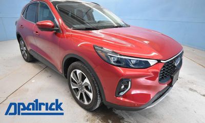 2023 Ford Escape Platinum