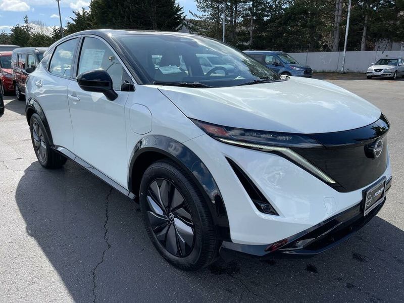 2023 Nissan Ariya Hatchback — a typically priced live listing