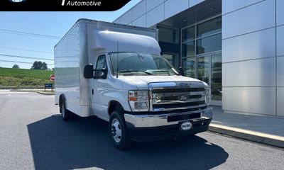 2026 Ford E-450 Base