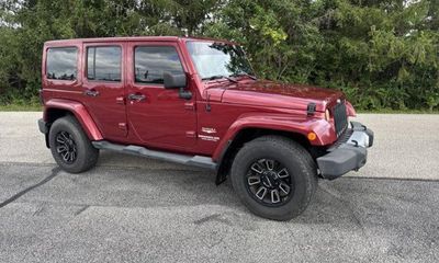 2013 Jeep Wrangler Sahara