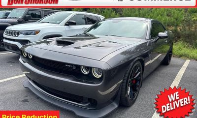 2015 Dodge Challenger SRT Hellcat