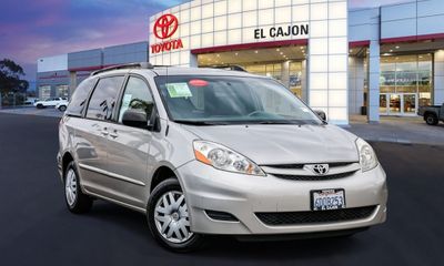 2008 Toyota Sienna LE