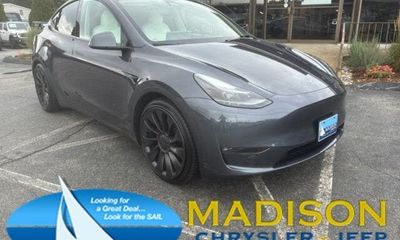 2023 Tesla Model Y Performance