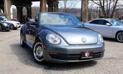 2016 Volkswagen Beetle 1 8T SE