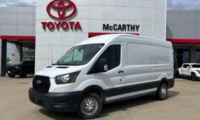 2025 Ford Transit Medium Roof