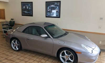 2002 Porsche 911 Cabriolet