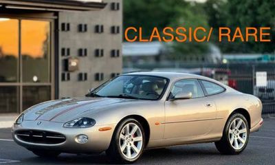 2003 Jaguar XK8