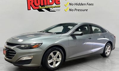 2024 Chevrolet Malibu LS