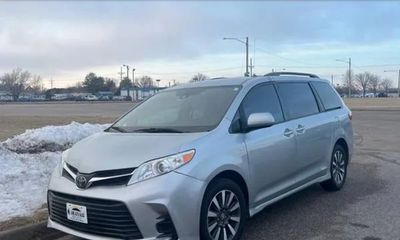 2020 Toyota Sienna E Grade