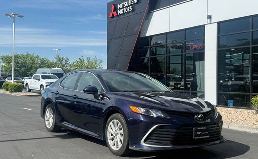 2022 Toyota Camry LE