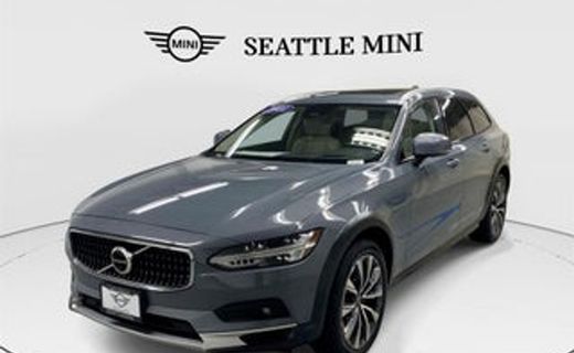 2022 Volvo V90CC Inscription