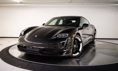 2024 Porsche Taycan