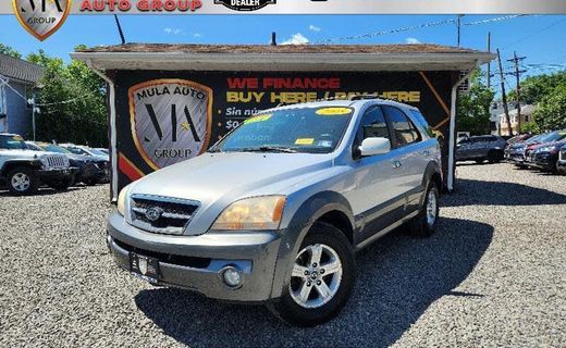 2005 Kia Sorento LX
