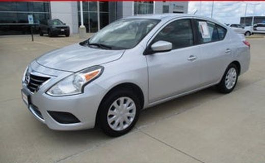 2019 Nissan Versa SV