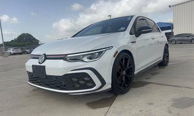 2024 Volkswagen Golf GTI 380 Autobahn
