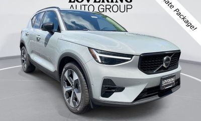 2026 Volvo XC40 Plus Dark