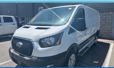 2025 Ford Transit LOW Roof
