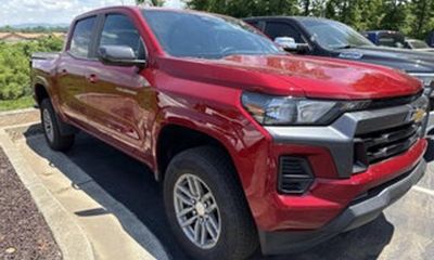 2024 Chevrolet Colorado LT
