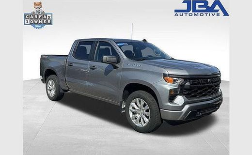 2023 Chevrolet Silverado Custom