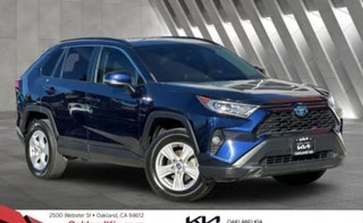 2021 Toyota RAV4 LE HV