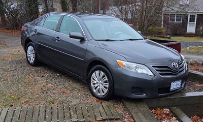 2011 Toyota Camry LE