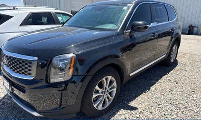 2021 Kia Telluride LX