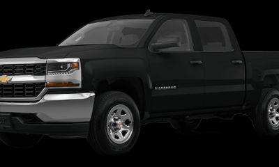 2018 Chevrolet Silverado Custom