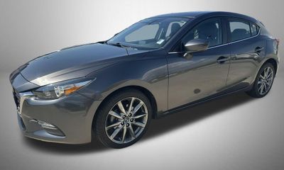 2018 Mazda MAZDA3 Touring