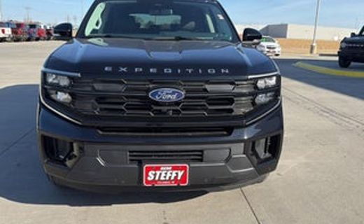 2026 Ford Expedition Active