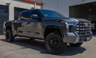 2022 Toyota Tundra Platinum