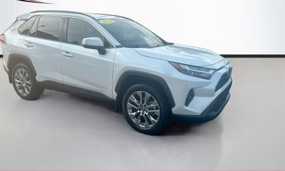 2024 Toyota RAV4 XLE Premium