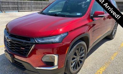 2023 Chevrolet Traverse RS
