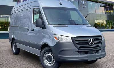 2025 Mercedes-Benz Sprinter 907 VS30