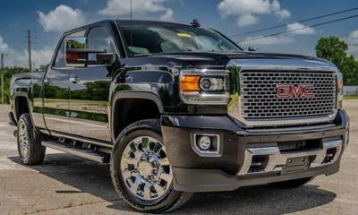 2016 GMC Sierra Denali