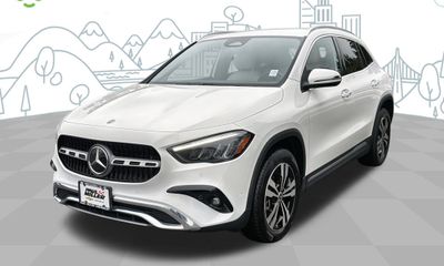 2025 Mercedes-Benz GLA-Class