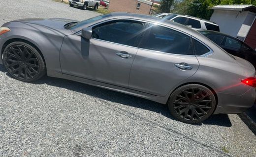 2011 Infiniti M37