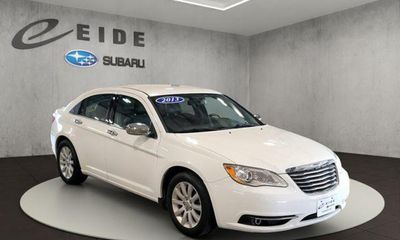 2013 Chrysler 200 Limited