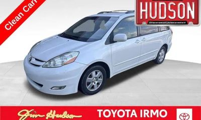 2009 Toyota Sienna XLE