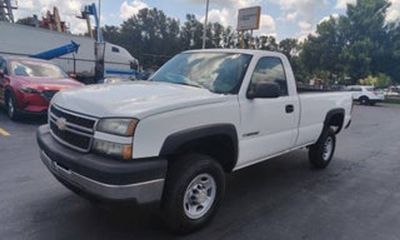 2006 Chevrolet Silverado C2500 Heavy Duty