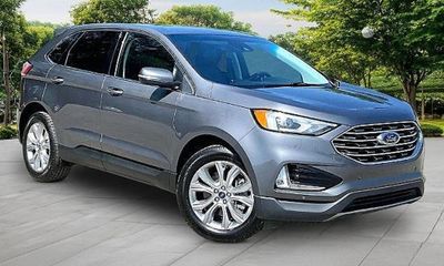2021 Ford Edge Titanium