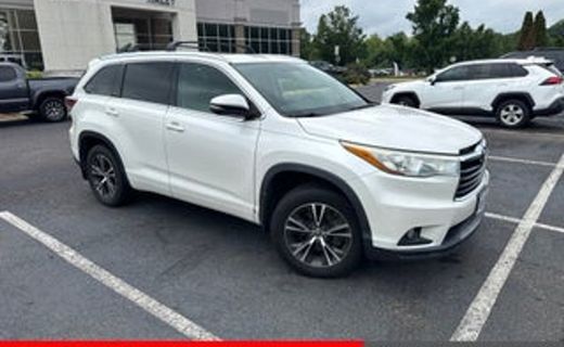 2016 Toyota Highlander Base