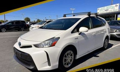 2017 Toyota Prius V TWO