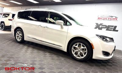2018 Chrysler Pacifica Touring L Plus