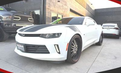 2018 Chevrolet Camaro 1LS 1LT